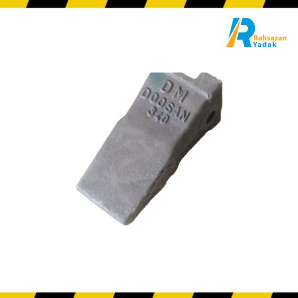راهساز یدک اصفهان - کلنگ بیل مکانیکی دوسان DX340 برند DM